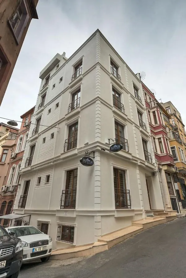 Invictum Residence Istanbul 3*,